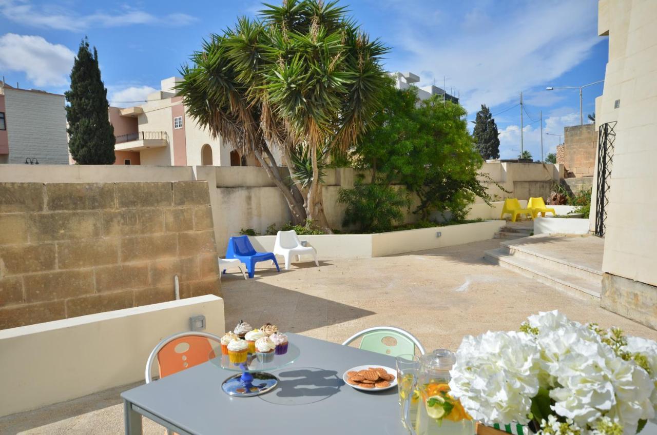 Ferienwohnung Light And Bright St Julians Central 1 San Ġiljan Exterior foto