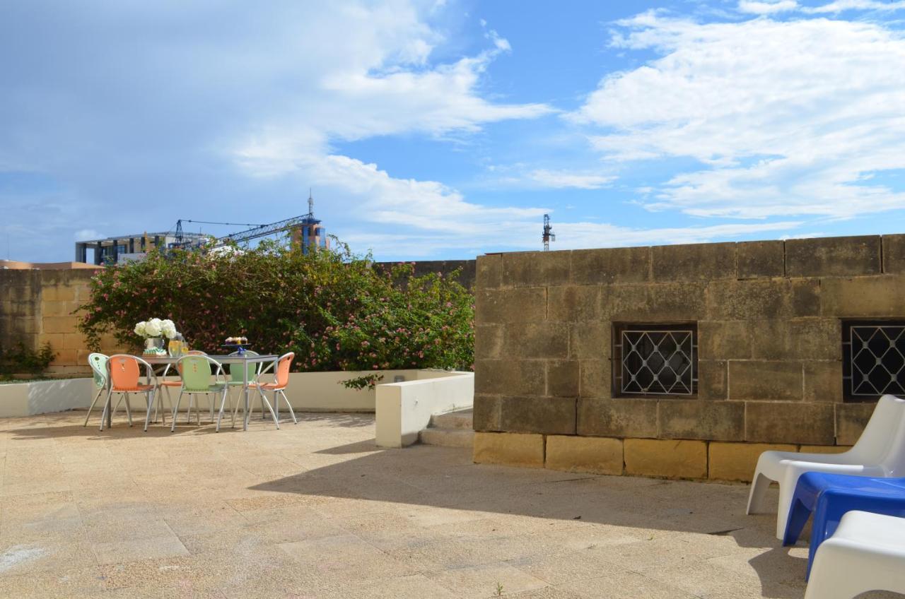 Ferienwohnung Light And Bright St Julians Central 1 San Ġiljan Exterior foto