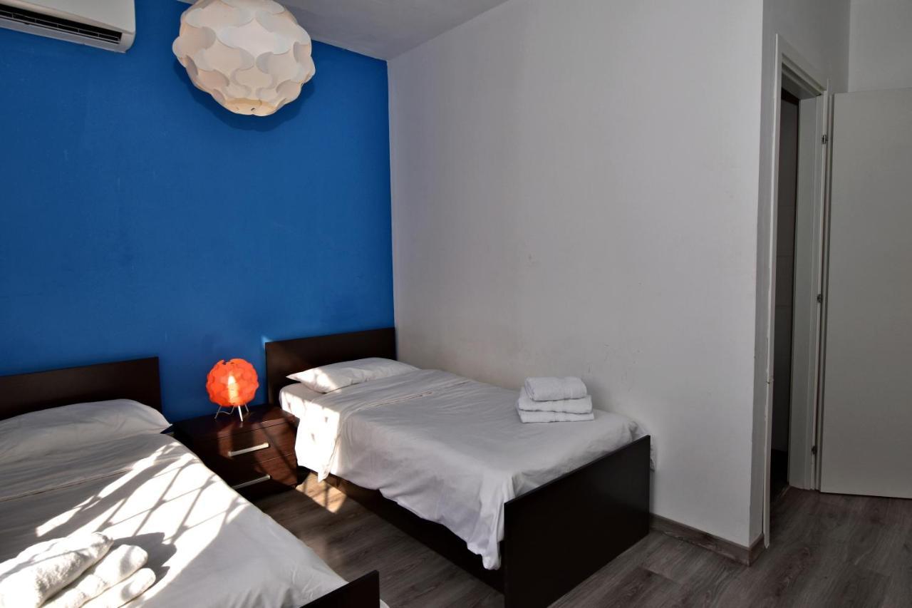 Ferienwohnung Light And Bright St Julians Central 1 San Ġiljan Exterior foto